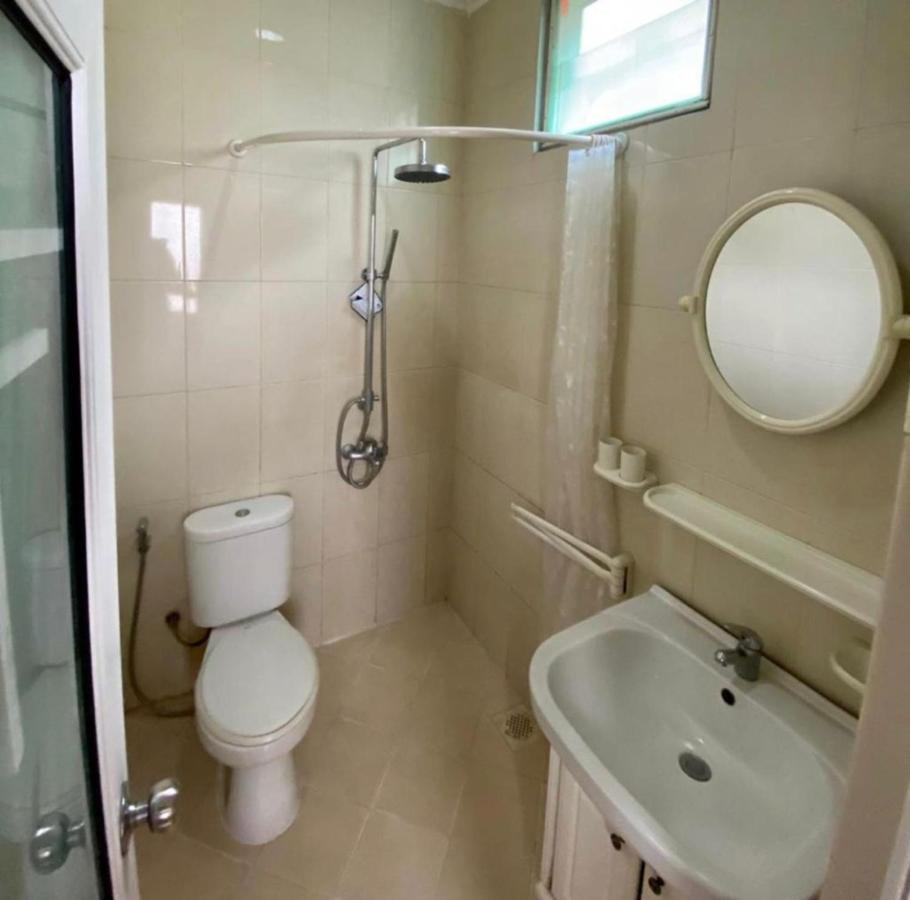 Roemah Moesi Hotel Medan Bagian luar foto