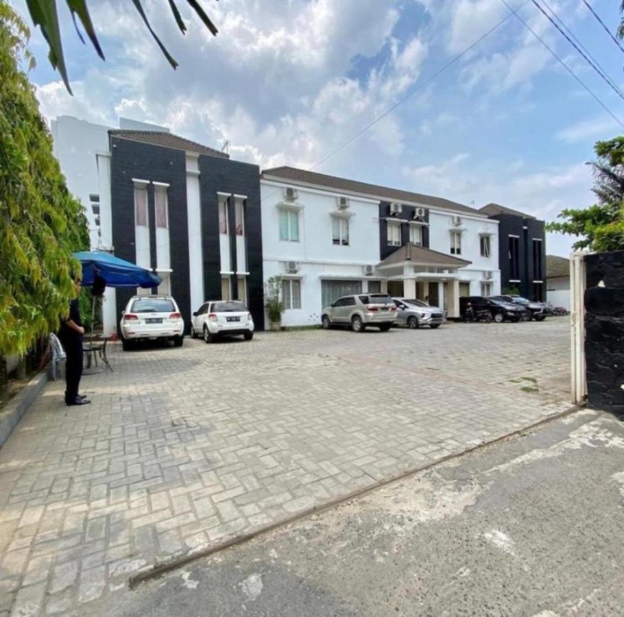Roemah Moesi Hotel Medan Bagian luar foto