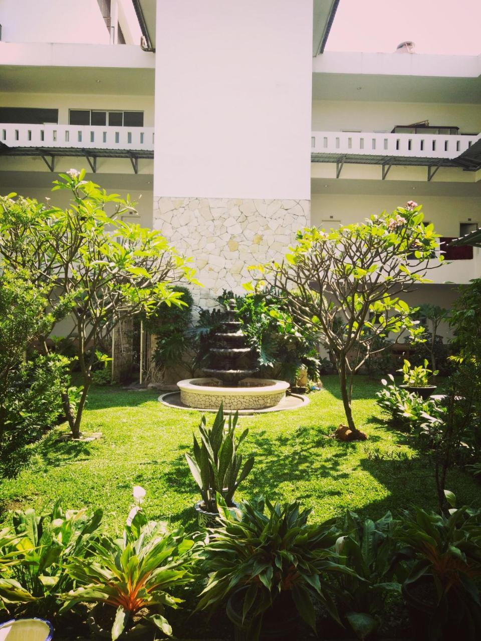 Roemah Moesi Hotel Medan Bagian luar foto
